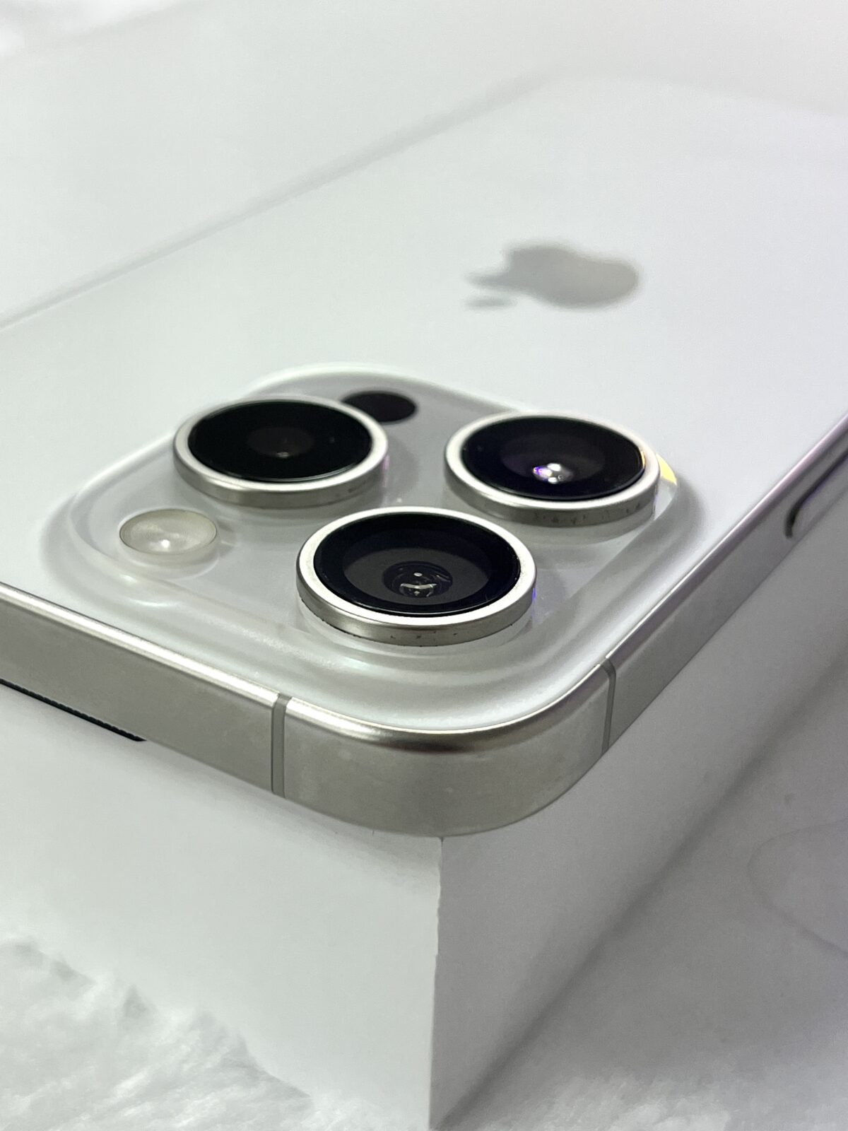 [福利機]  iPhone 15 Pro 128 白 79% #71305