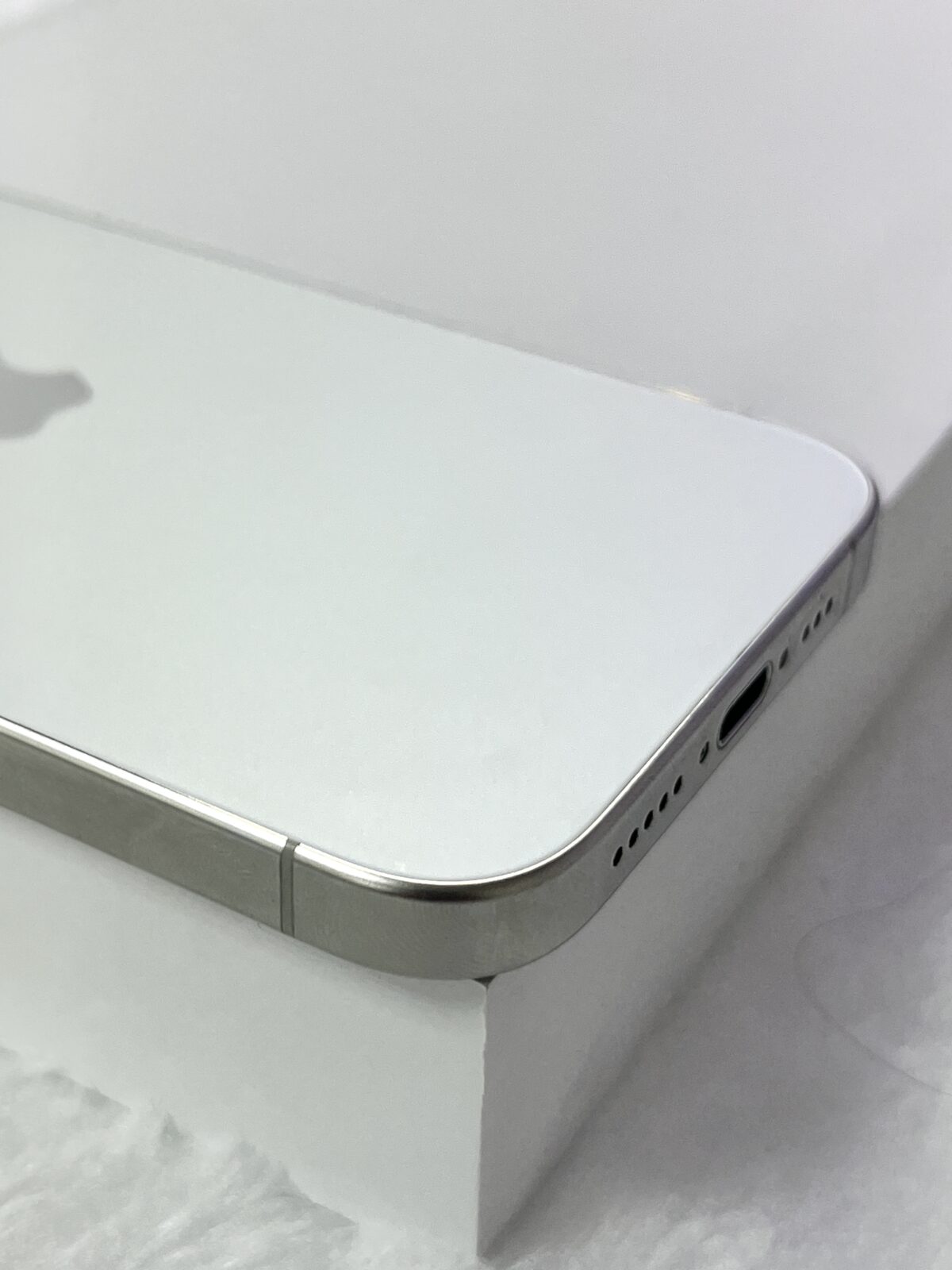 [福利機]  iPhone 15 Pro 128 白 79% #71305